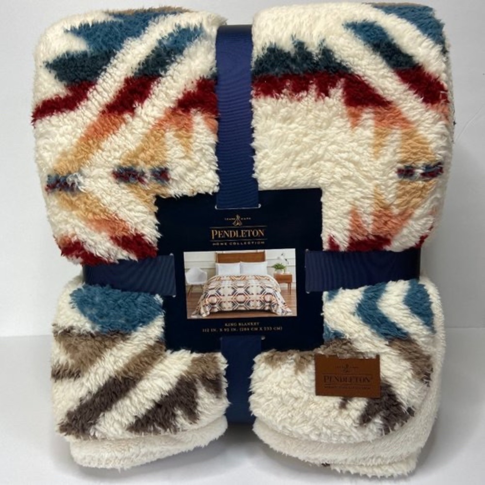 Pendleton Sherpa Blanket Size King